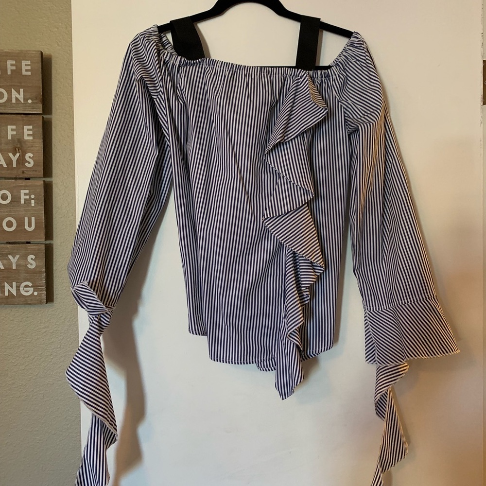 Off the shoulder top with adjustable straps